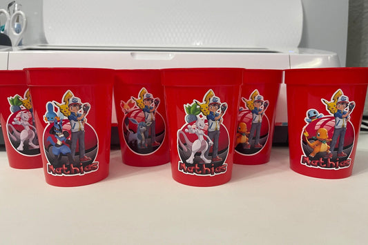 Red Plastic Stadium Cup for Amazing Pets for Boys (package of 8)
