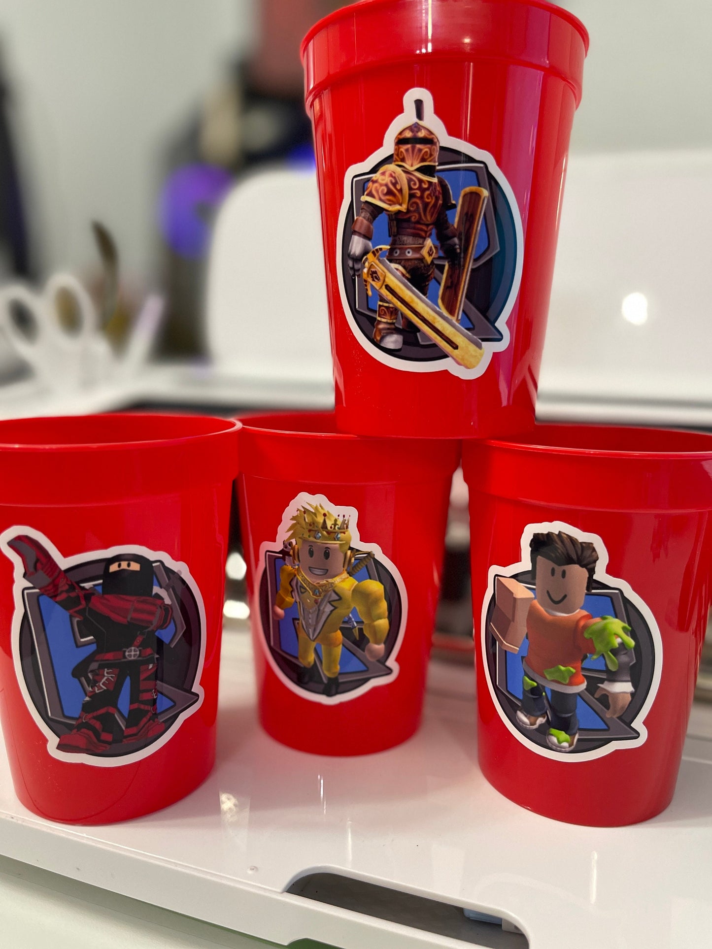 Red Plastic Stadium Cup for Gamers Boys (pack of 8)
