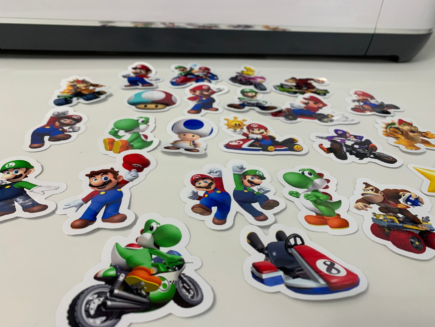 Racers/Gamers Stickers Package, aesthetic gifts for kid's party, vinyl stickers for laptop and notebook: (24 pieces) Stylenya