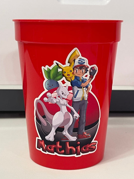 Red Plastic Stadium Cup for Amazing Pets for Boys (package of 8)